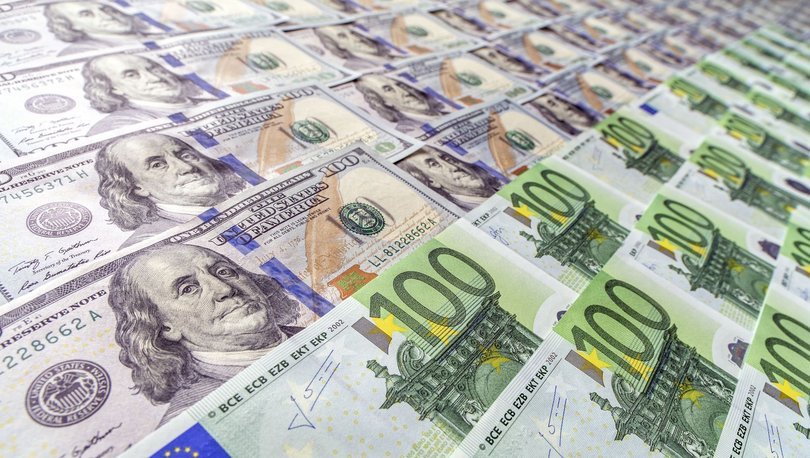 Euro kaçıyor dolar kovalıyor