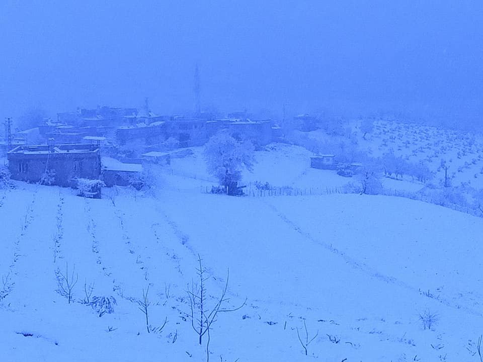 Kilis’in Yüksek yerleri karla kaplandı