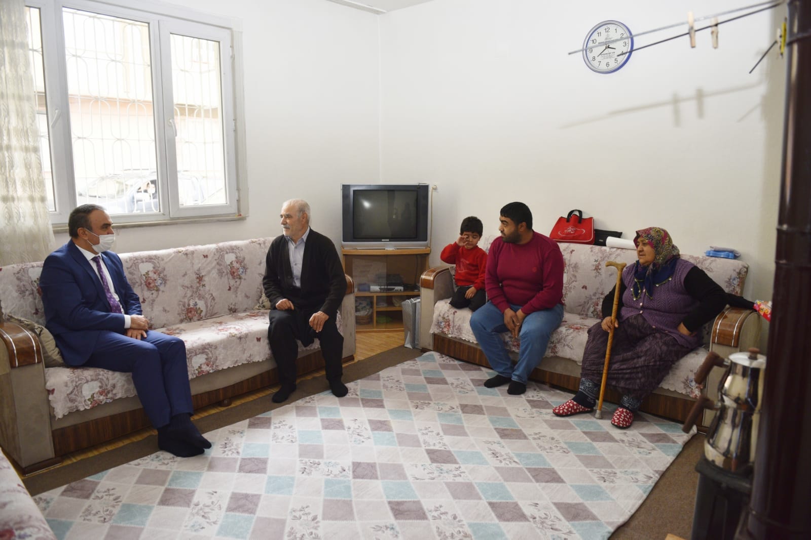 Kilis Valisi Soytürk günlük Ev ziyafetlerine devam ediyor