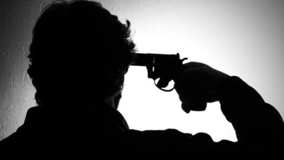 Kilis’te bunalıma giren bir kişi evinde silahla intihar etti