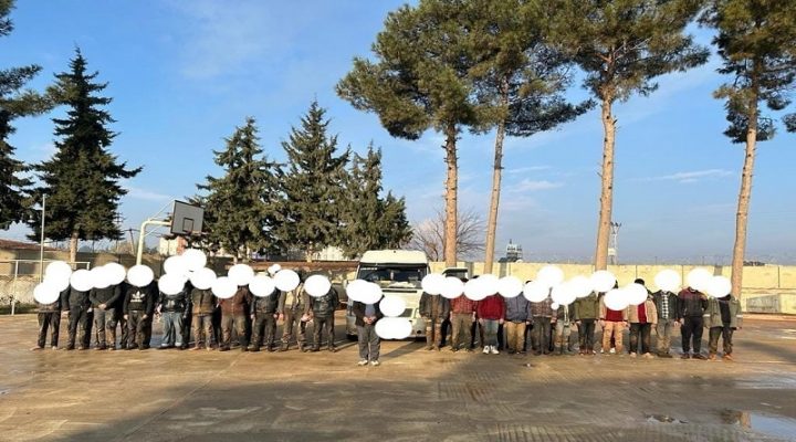 Kilis’te 50 Göçmen daha yakalandı