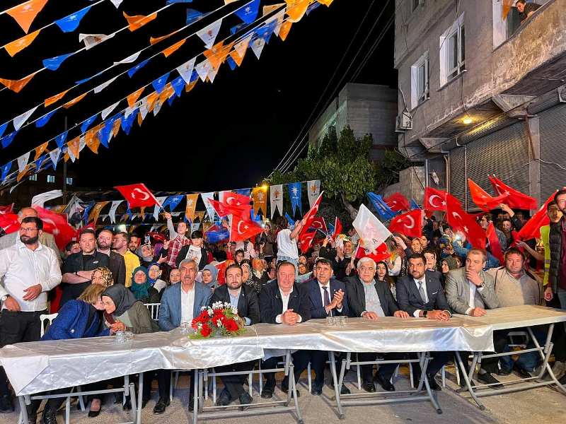 Kilis Çengel semtinde AK Partiye çoşkulu karşılama